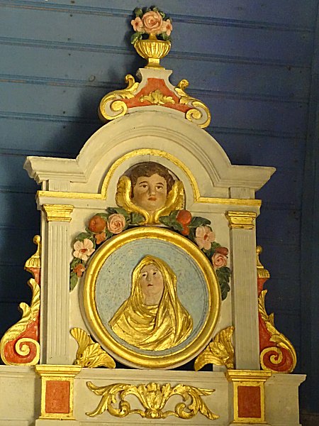 Médaillon de la Vierge